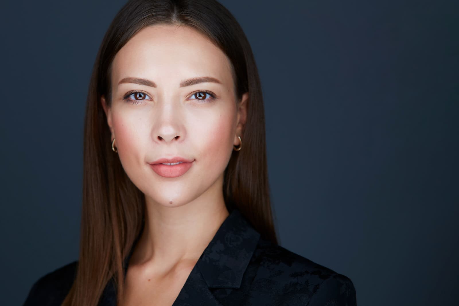 Professional LinkedIn photo example 1